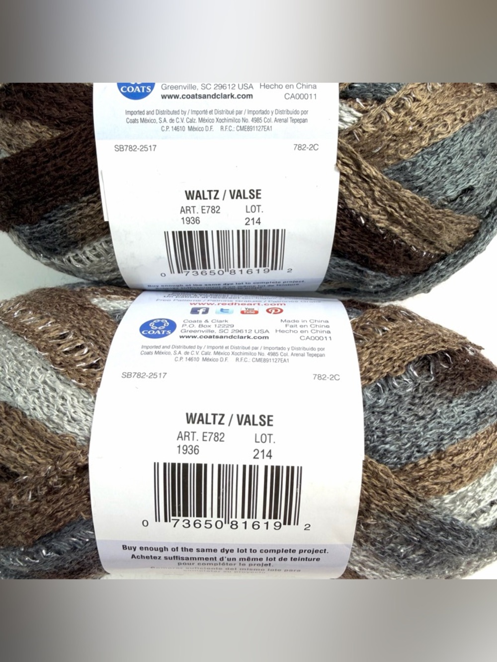 Red Heart Sashay Yarn Lot of 2 Waltz Metallic Ruffle Scarf Neutral - Picture 5 of 7